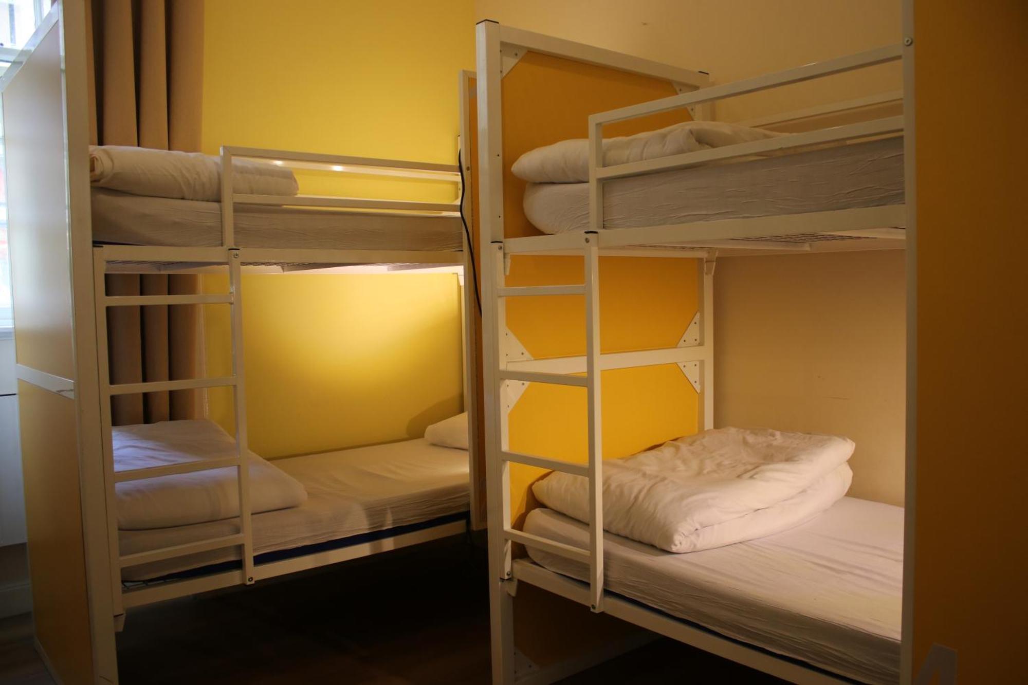 Safestay Edinburgh Cowgate Hostel *